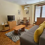 Lovely Square Purple Velvet 43 Macedonia Stree * Skopje