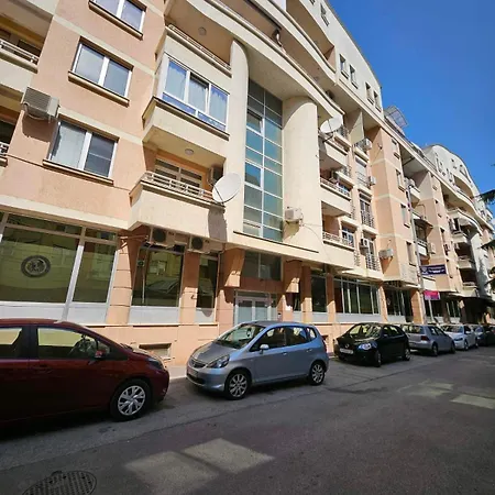 Appartement Lovely Square Purple Velvet 43 Macedonia Stree *